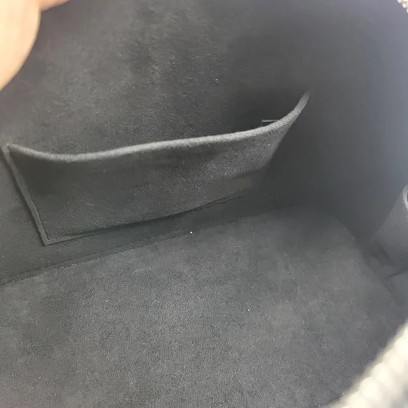 LOUIS VUITTON Alma BB 2way Bag Epi Leather Water Ripple Shell, Authentic w/COA.. - Picture 9 of 16